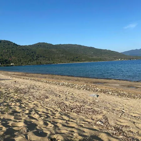 Maurizio's Lejlighed *