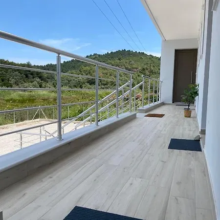 Maurizio's Lejlighed